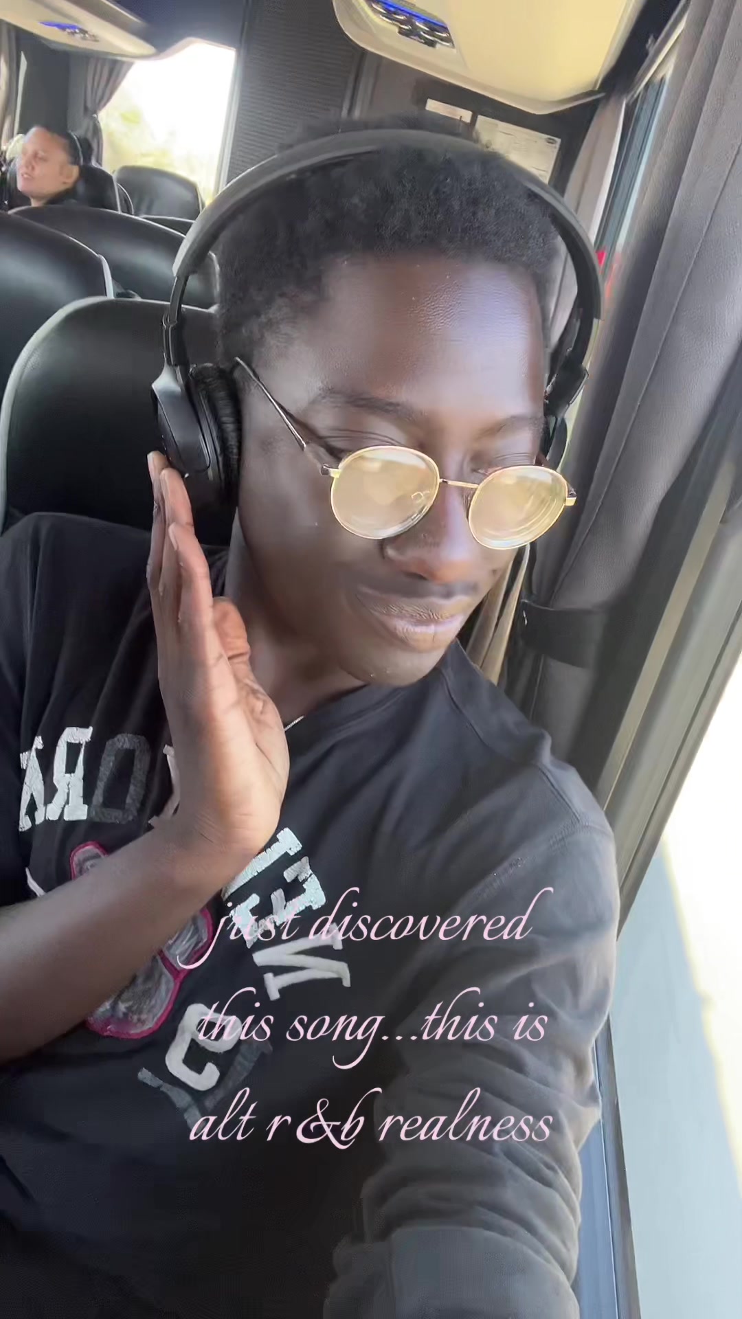 @wis 𝜗𝜚˚⋆