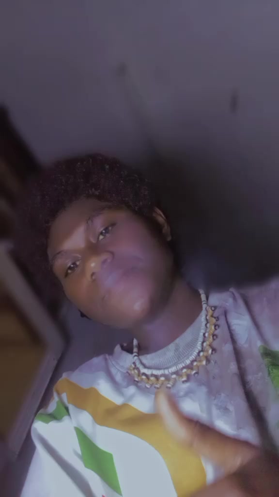 @Mvmmy DV ŔŁ🍫🧃🧟