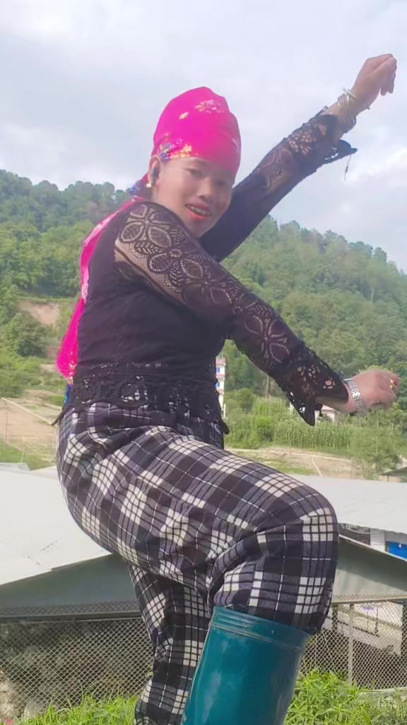 @☦️सोफिया चेपाङ्ग🇳🇵