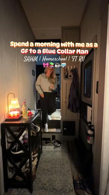 @JESSICA ASHLEY | FT RV + SAHM