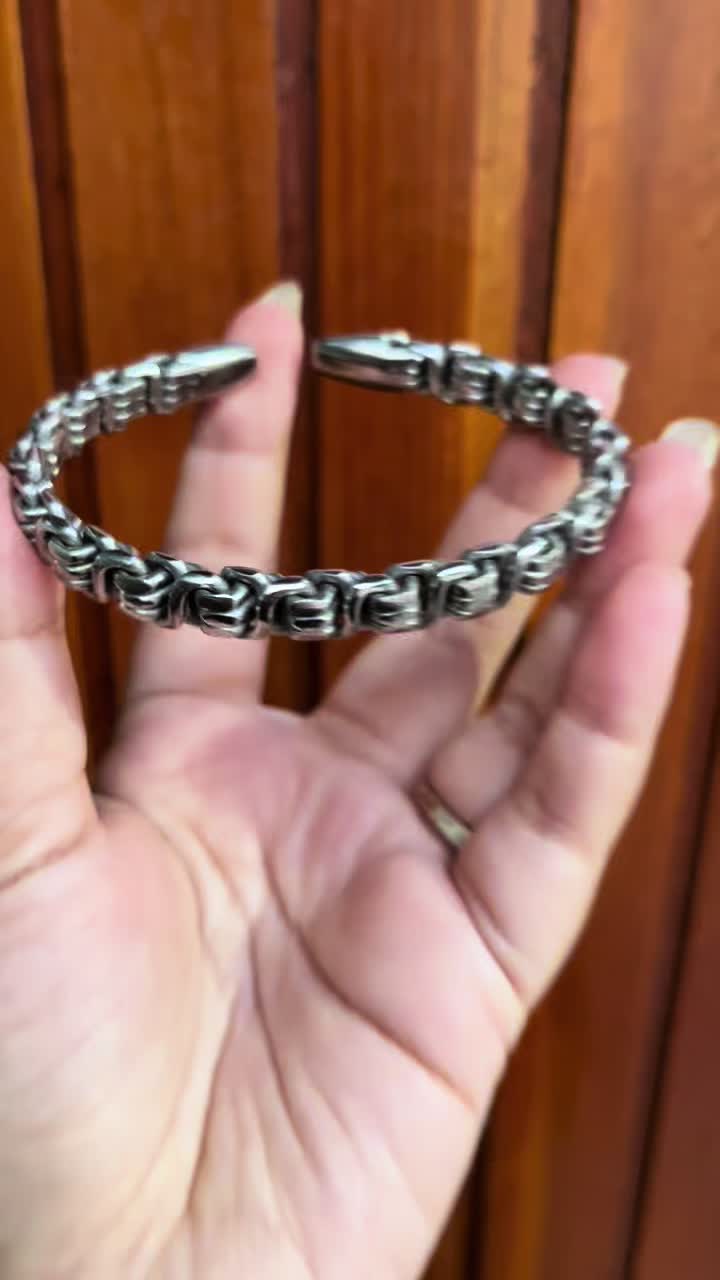 @Zhafco