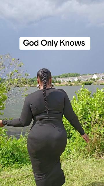 @latishabeshea
