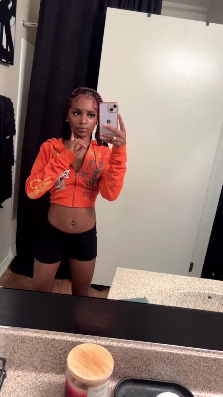 @therealindiaskyy