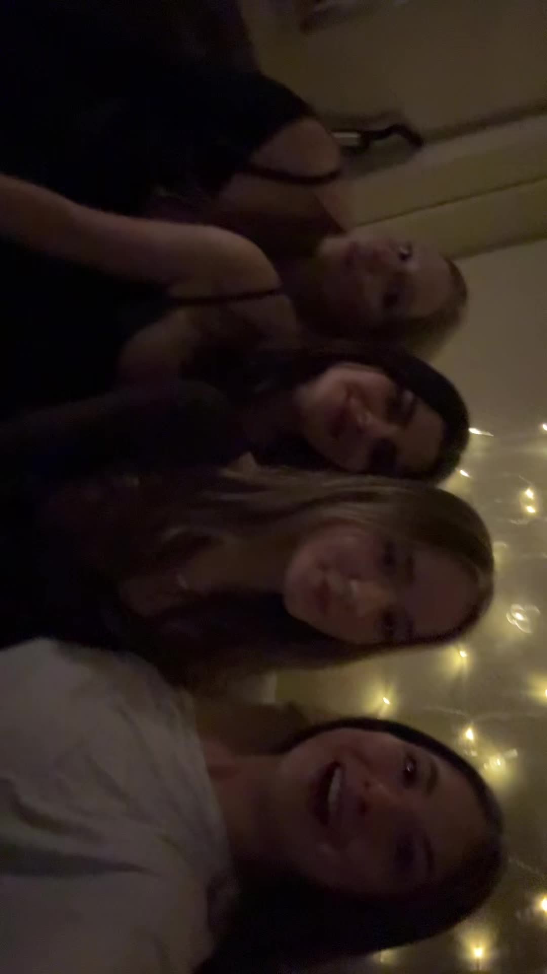 @maria