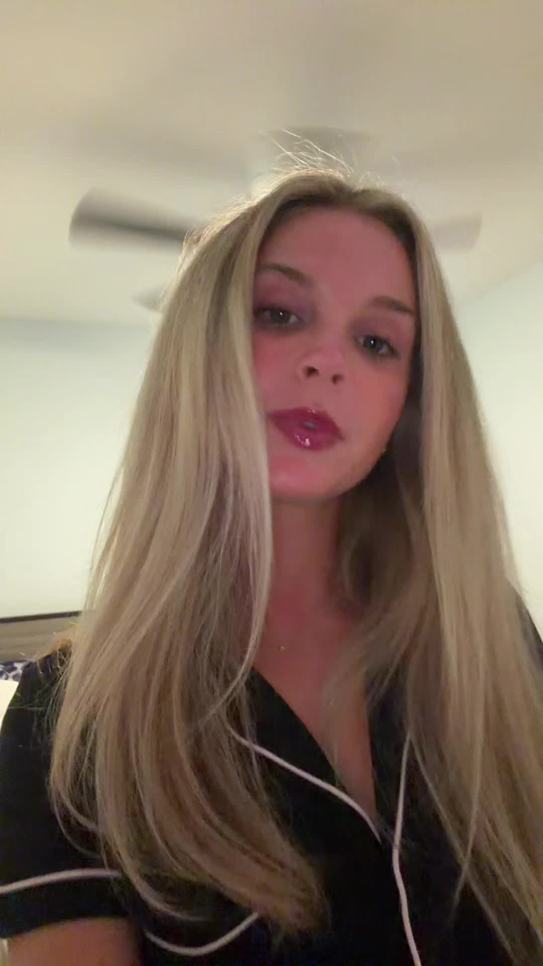 @ava wysocki