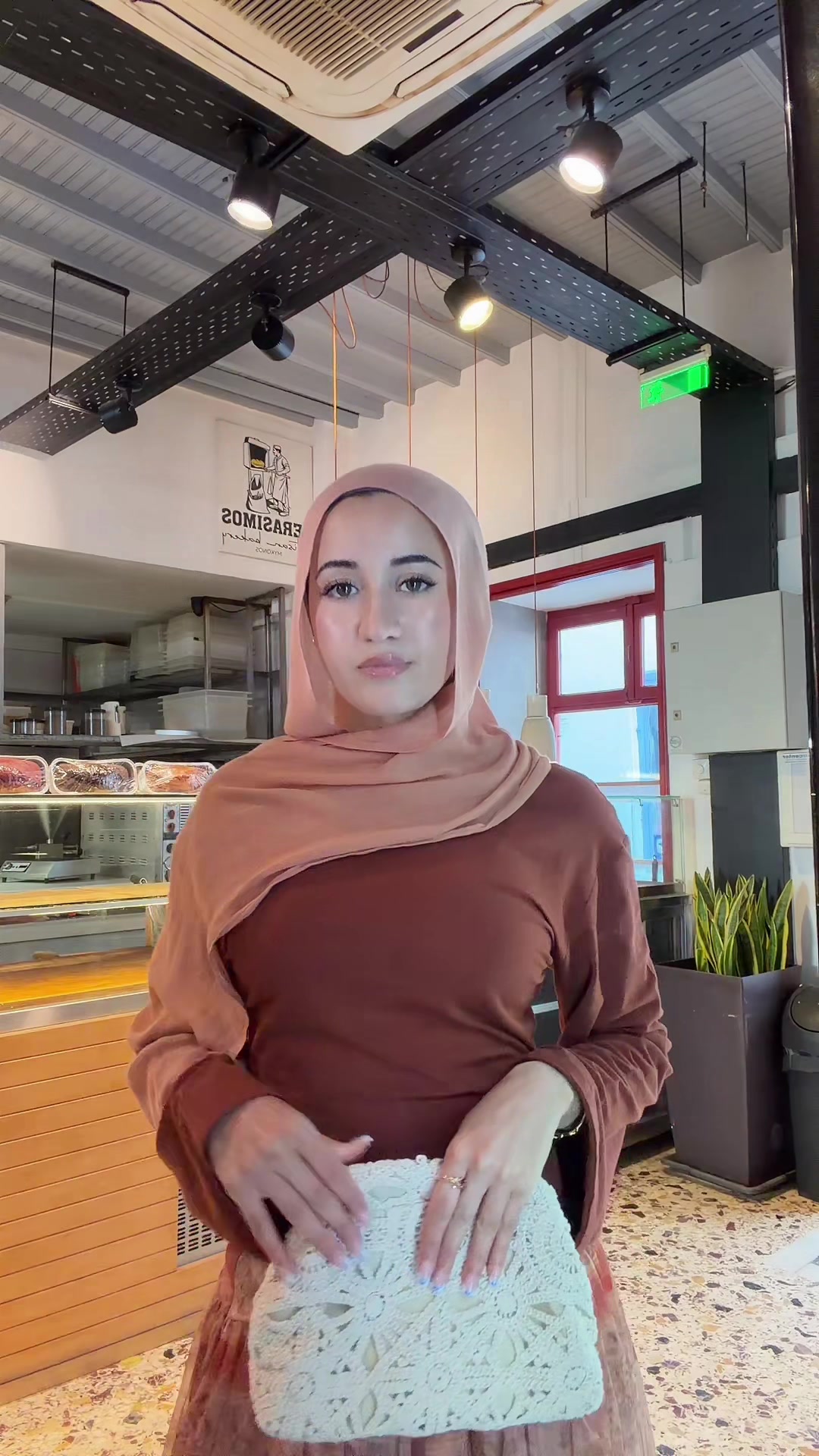@keepingupwithmarwa