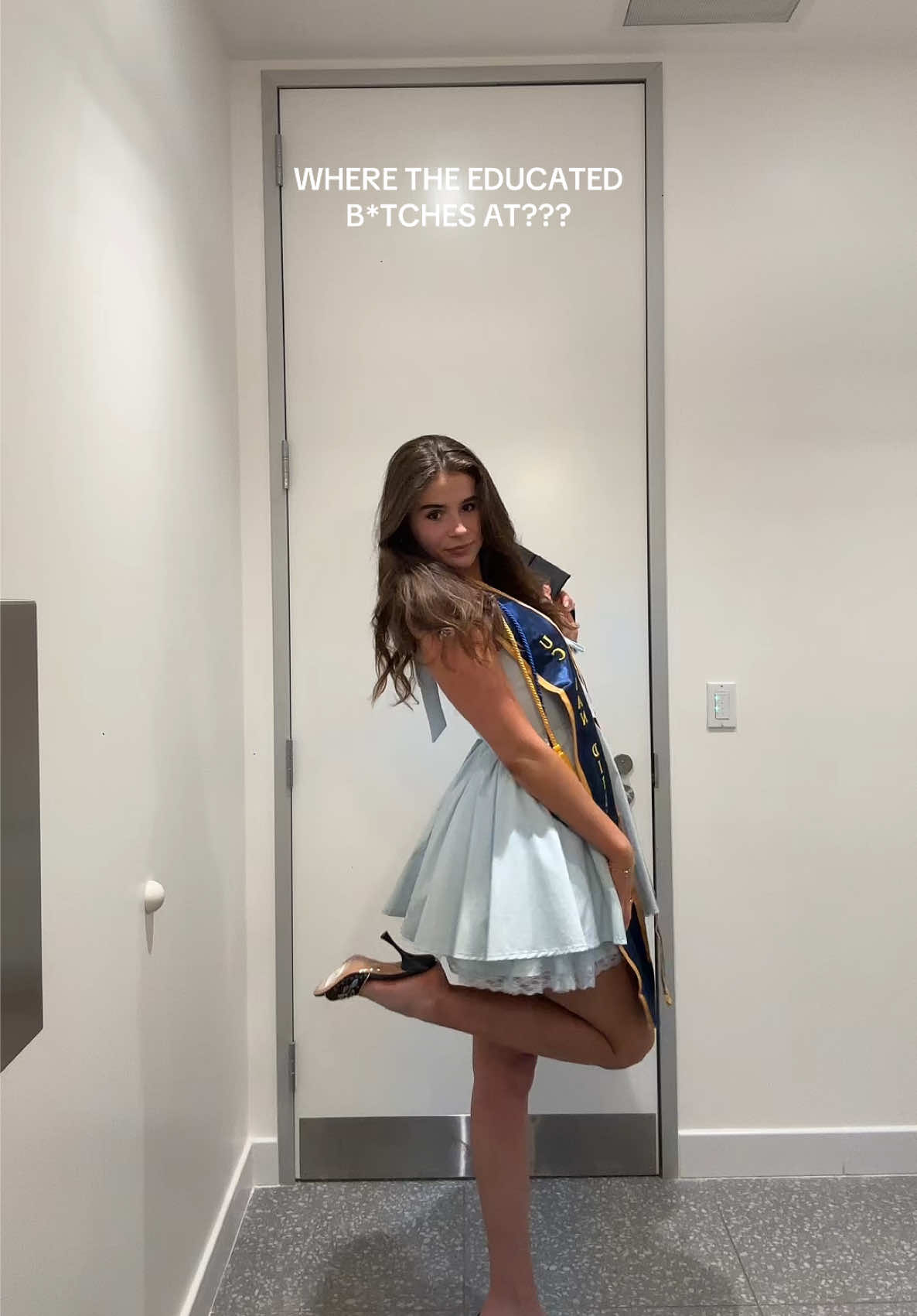 @𝙽𝙸𝙲𝙾𝙻𝙴