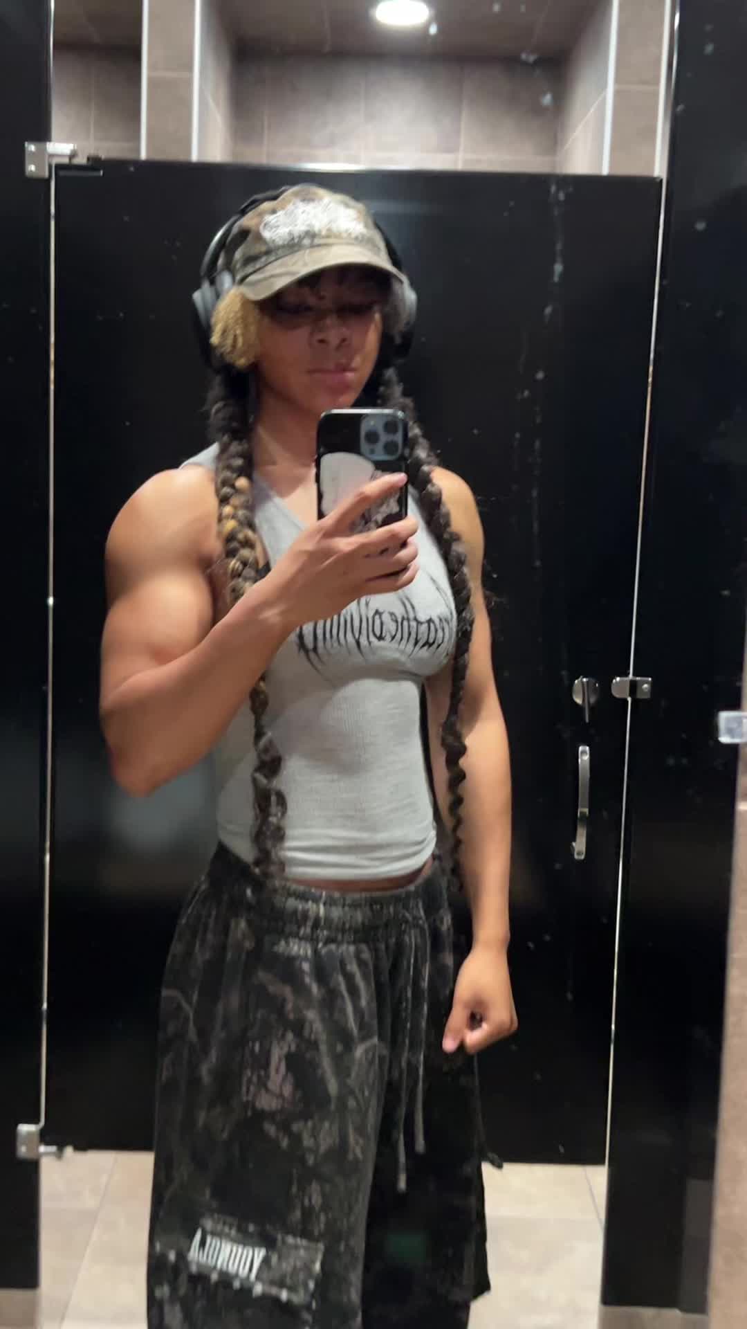 @Lil.fella