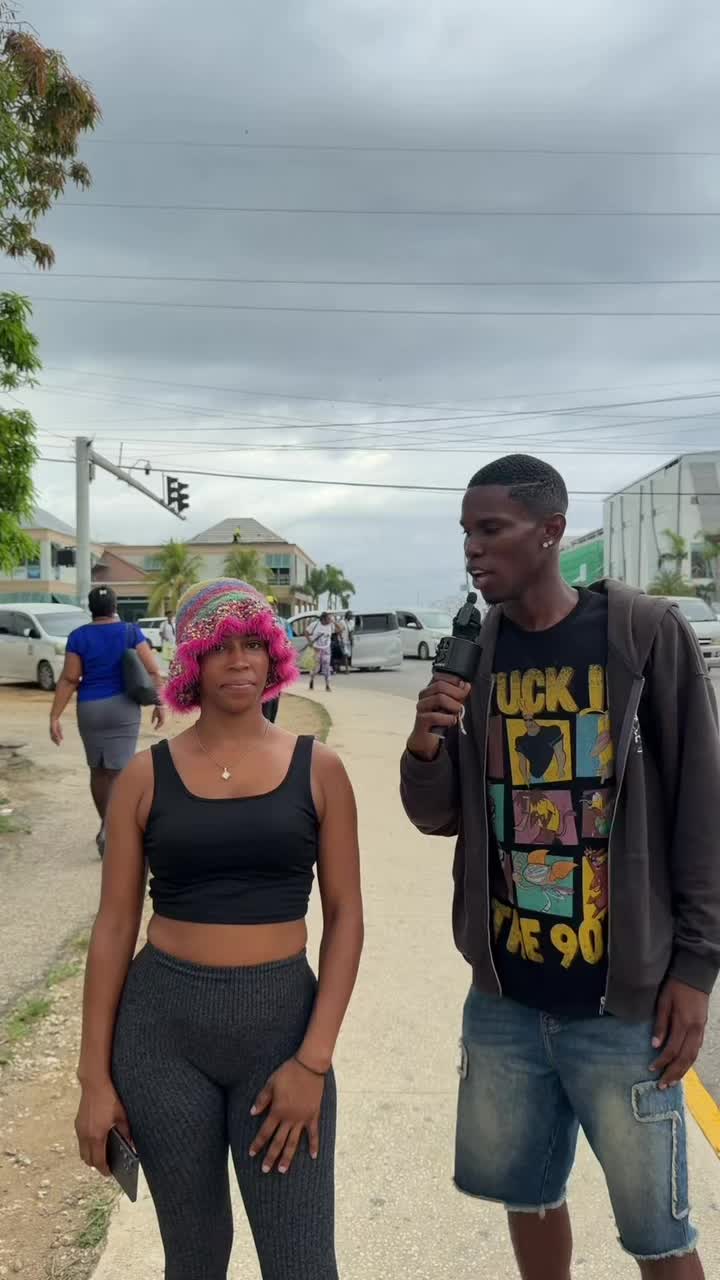 @𝐓𝐑𝐄𝐍𝐃𝐈𝐍𝐆 𝐔𝐓𝐄🤴🏽!