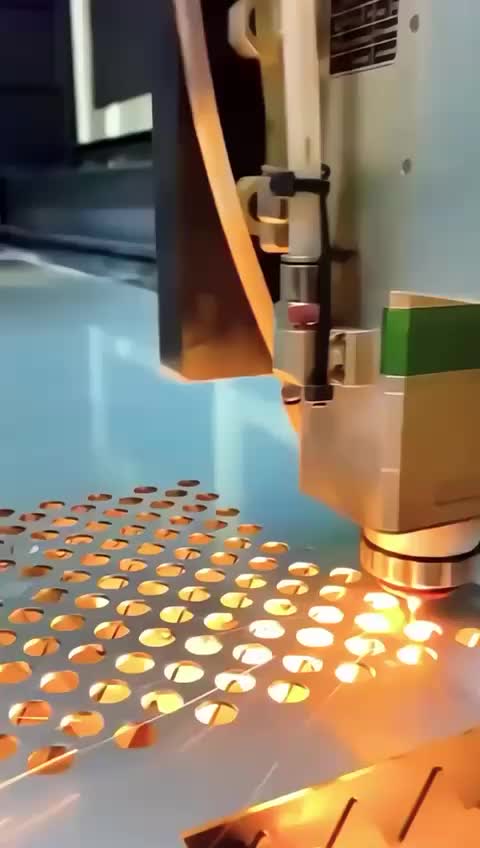 @YUMET METAL