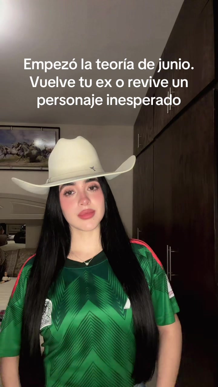 @𝑁𝑎𝑡𝑎𝑙𝑖𝑒