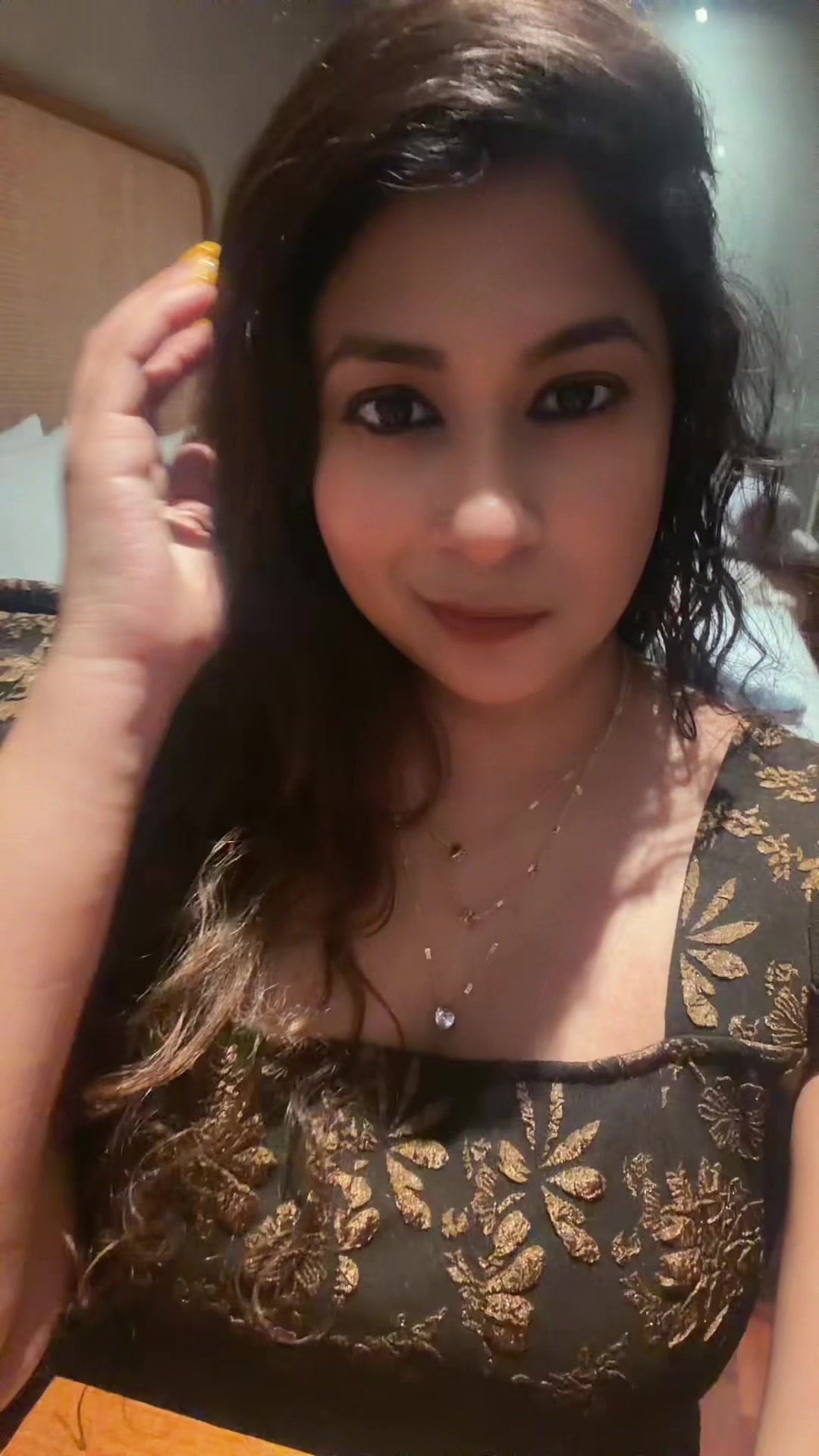 @Thuvi