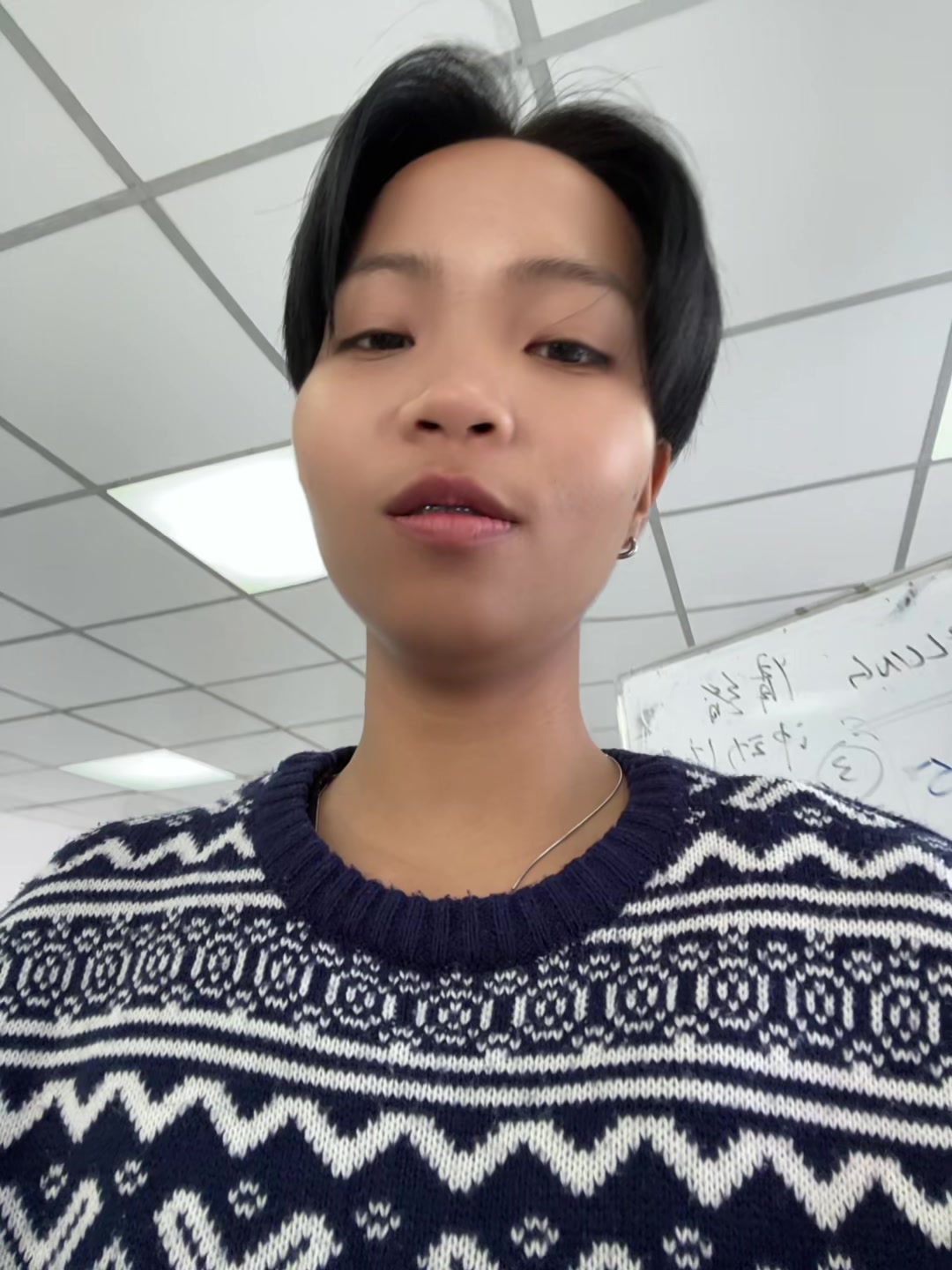 @นินิว