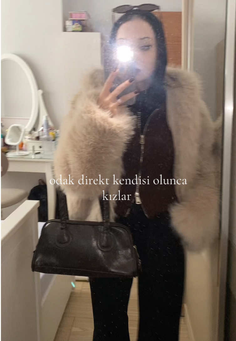 @şevval🪩