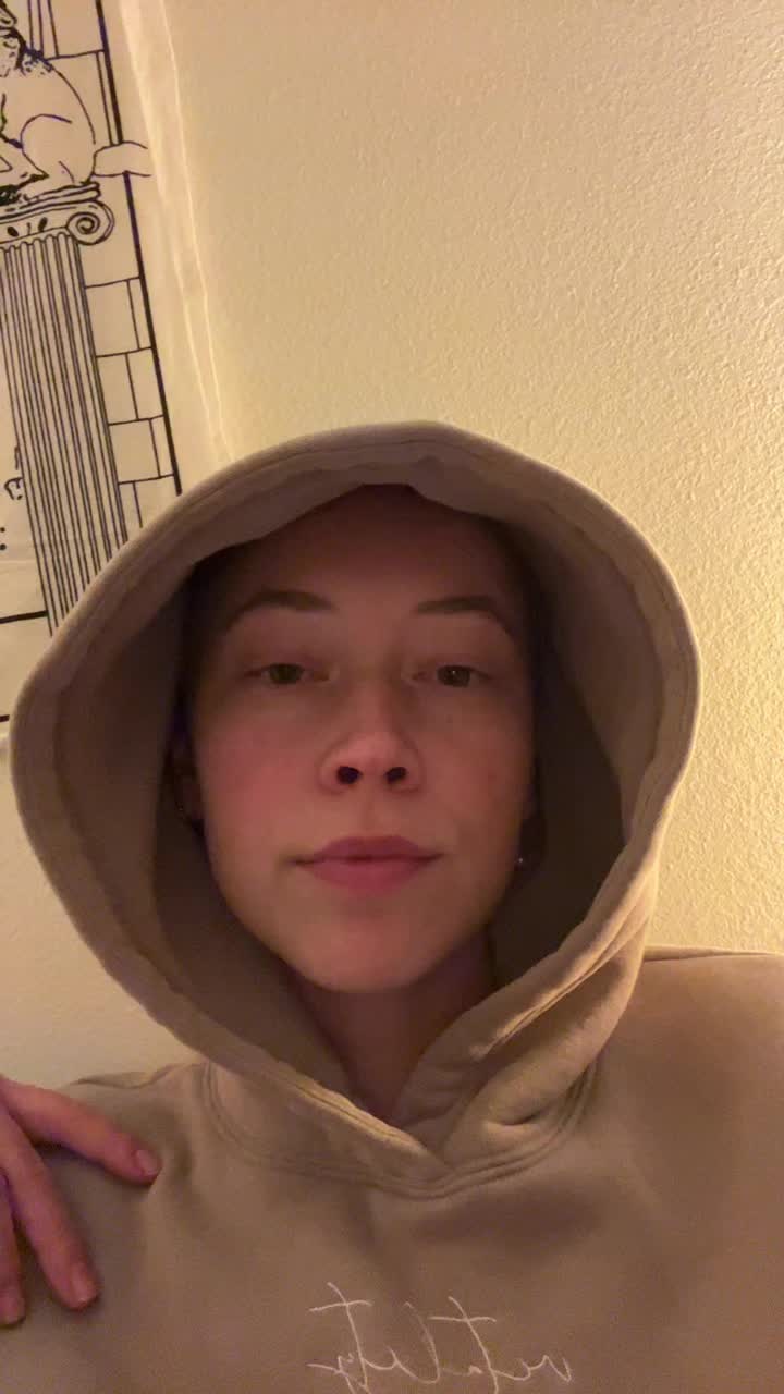 @angstygrandma_
