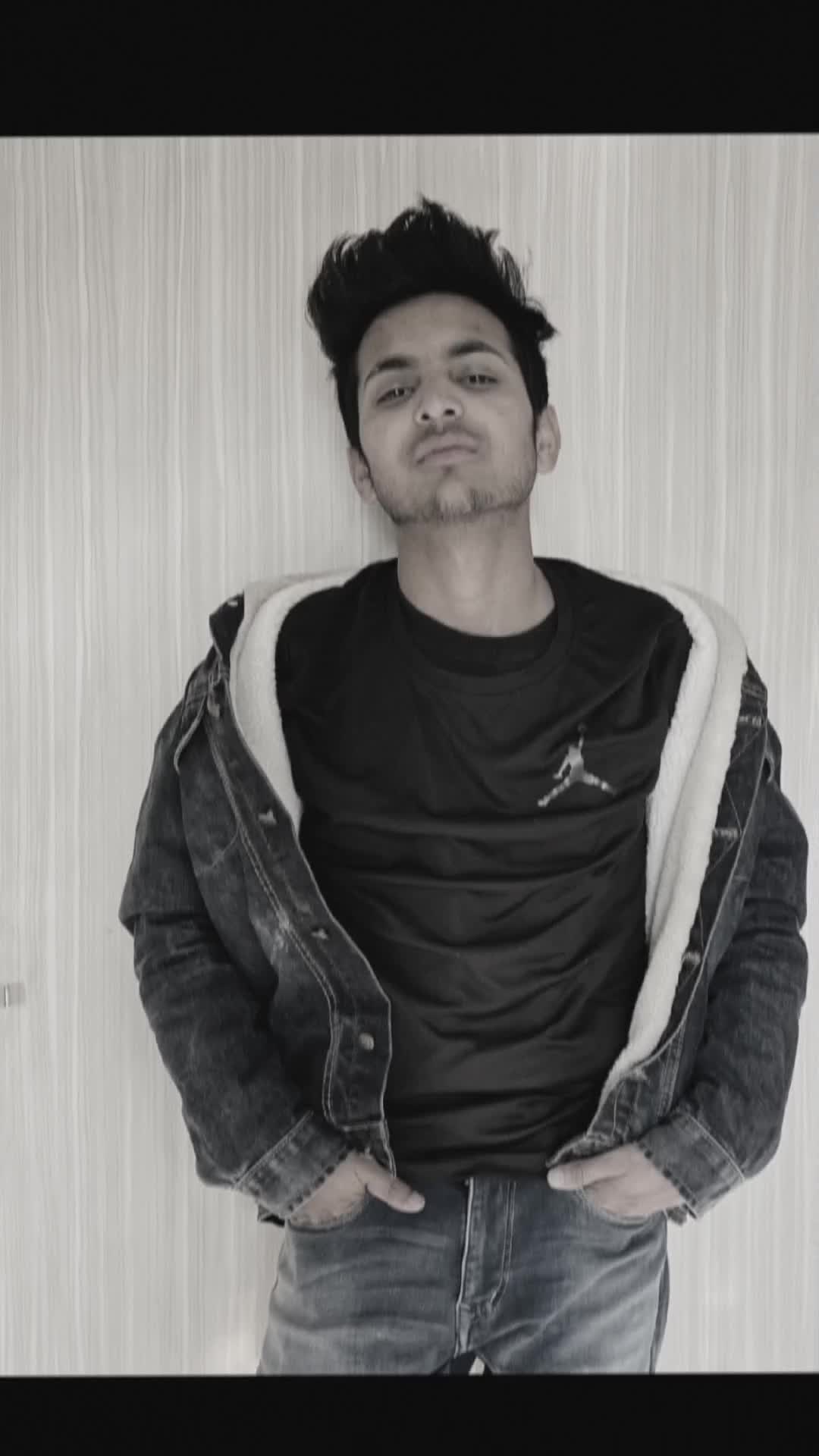 @RobinRajput 👑