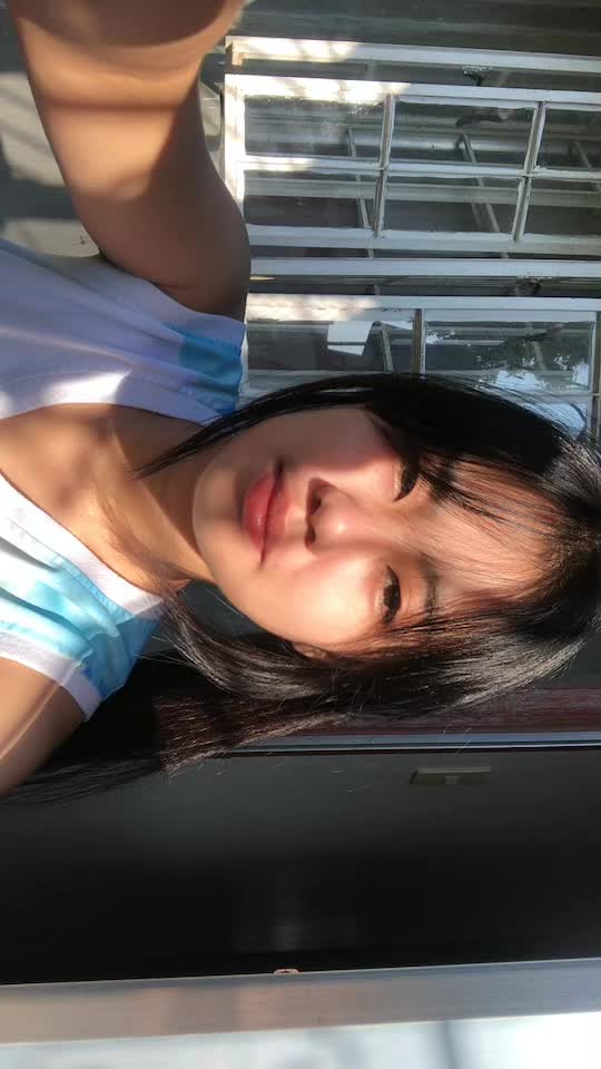 @🐼