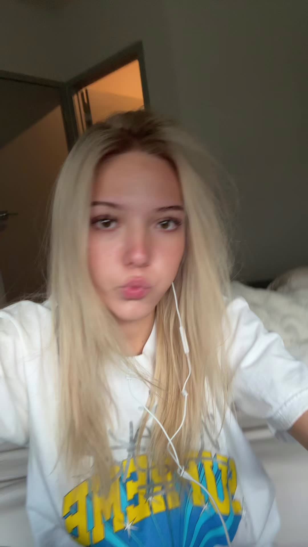 @MK