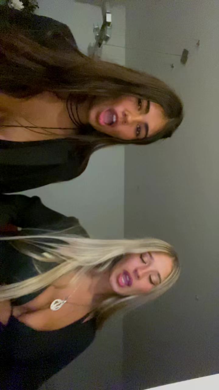 @_lolacastt