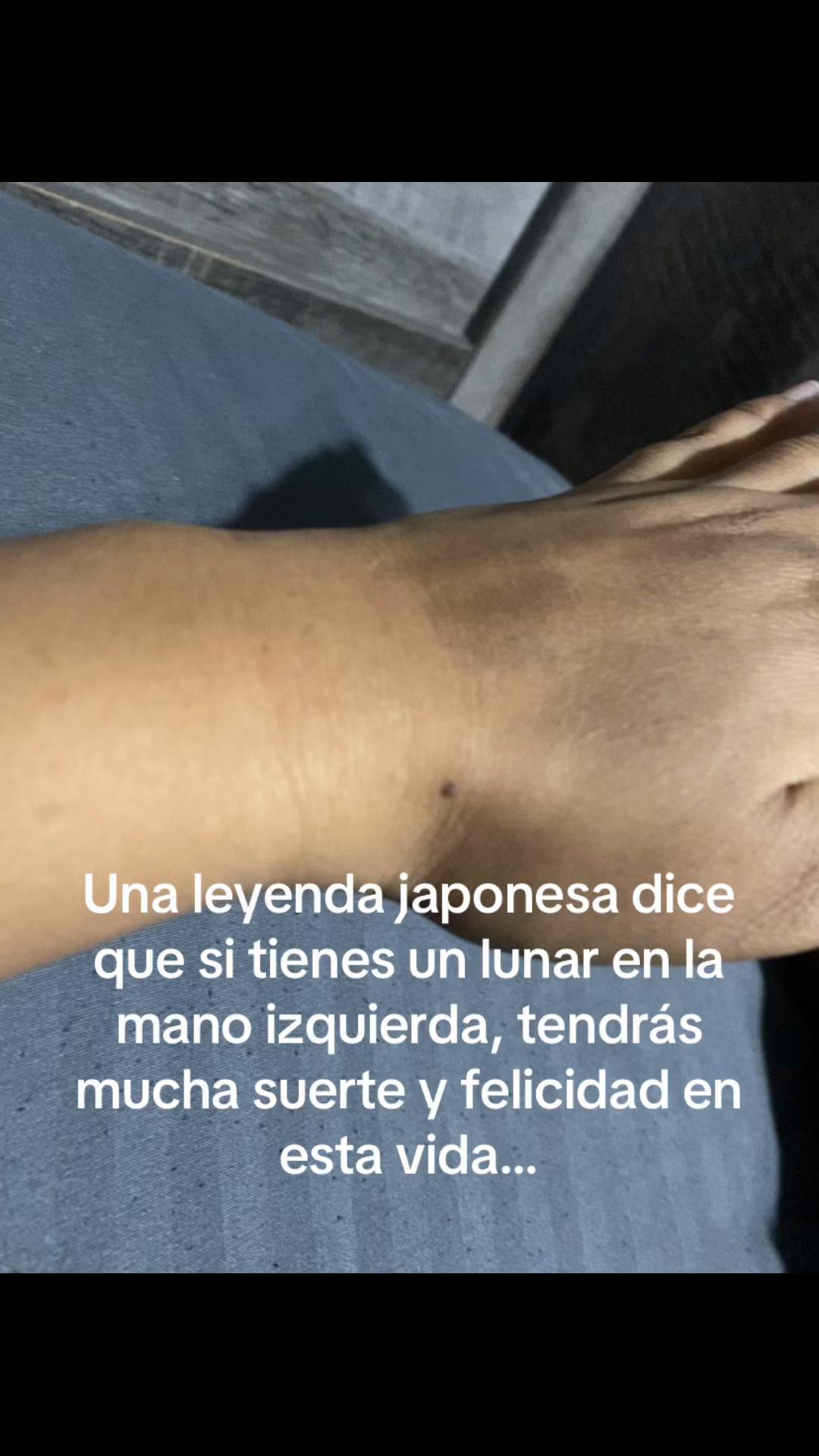 @Is a Genia