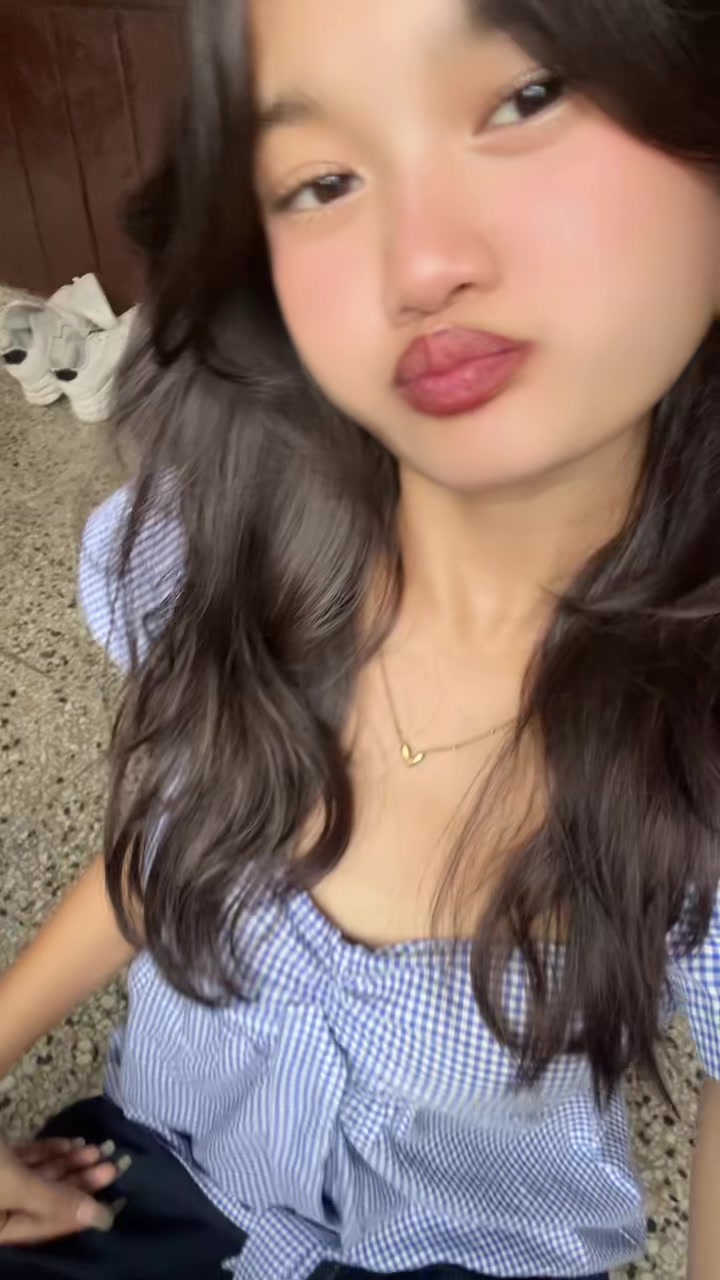 @_smarikafuckin_chh