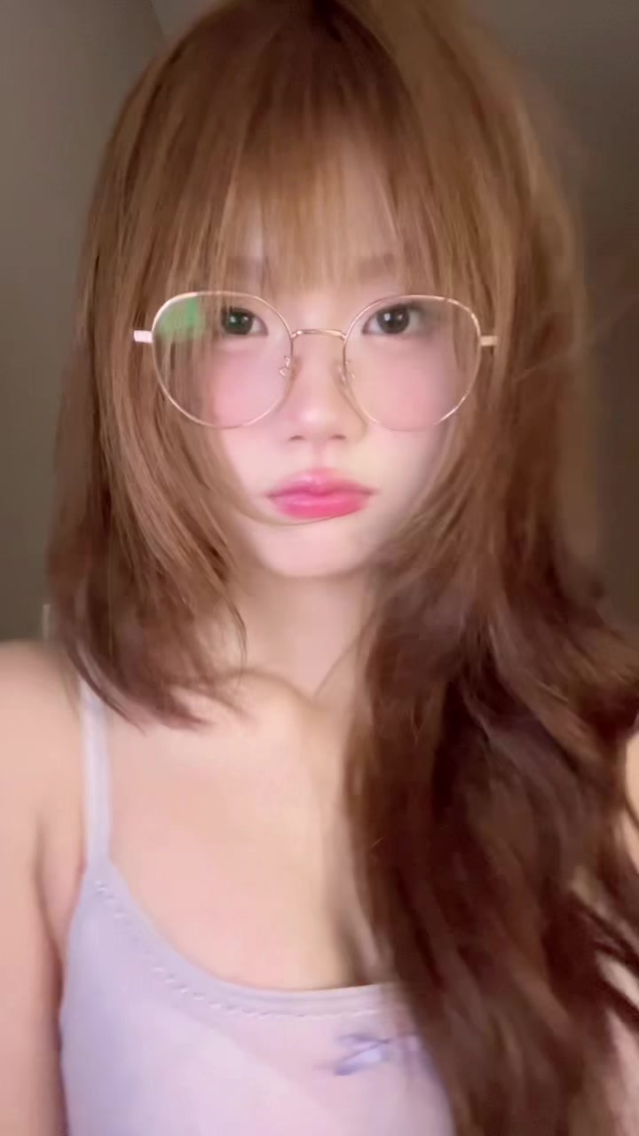 @babyyjeenee
