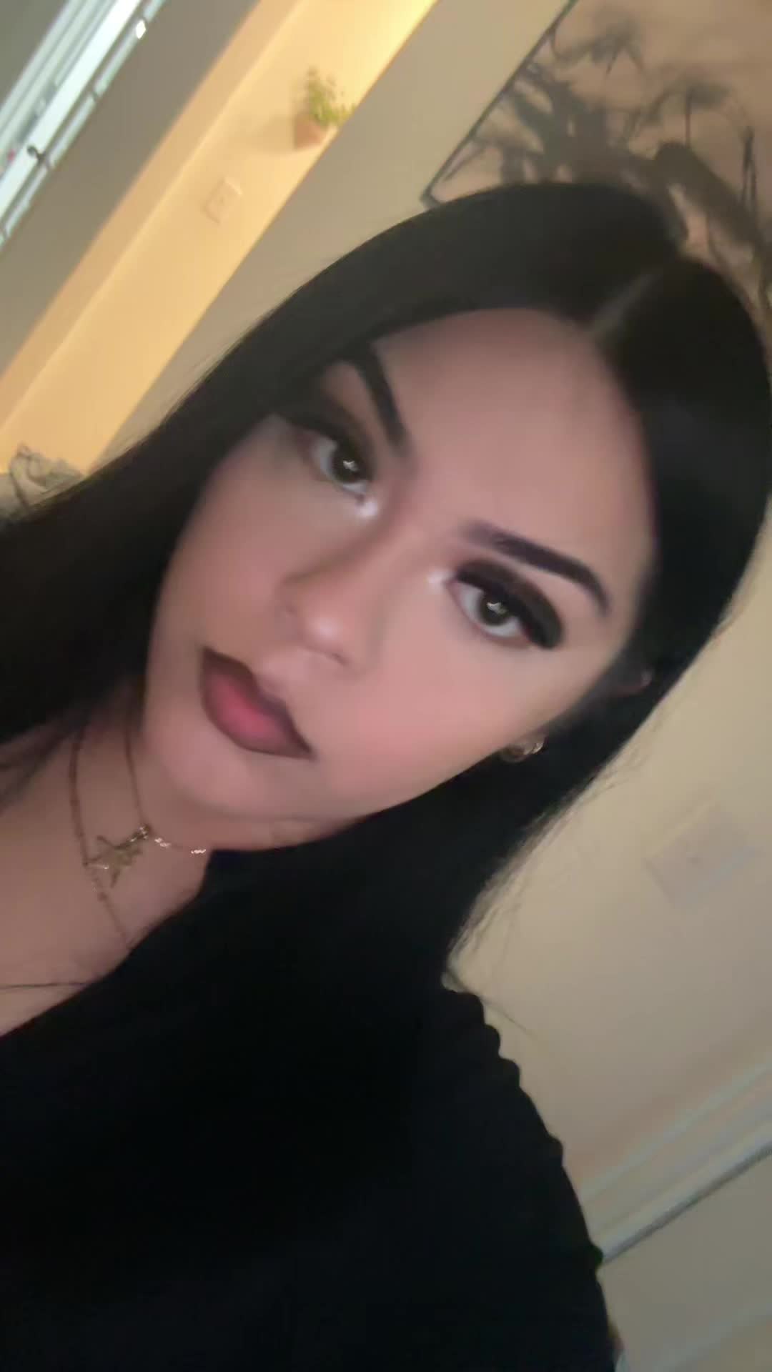 @hkcries