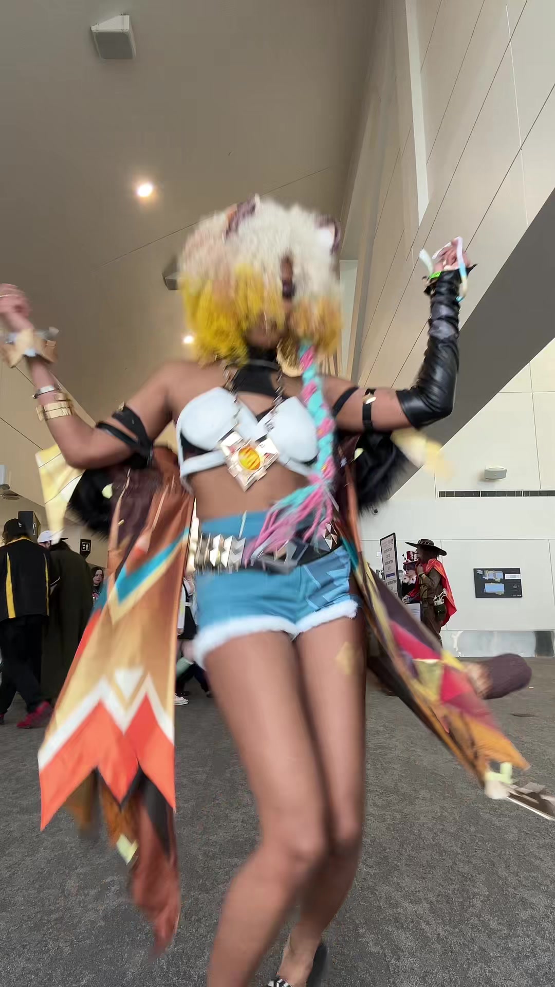 @honeyteecos 🔜 ax