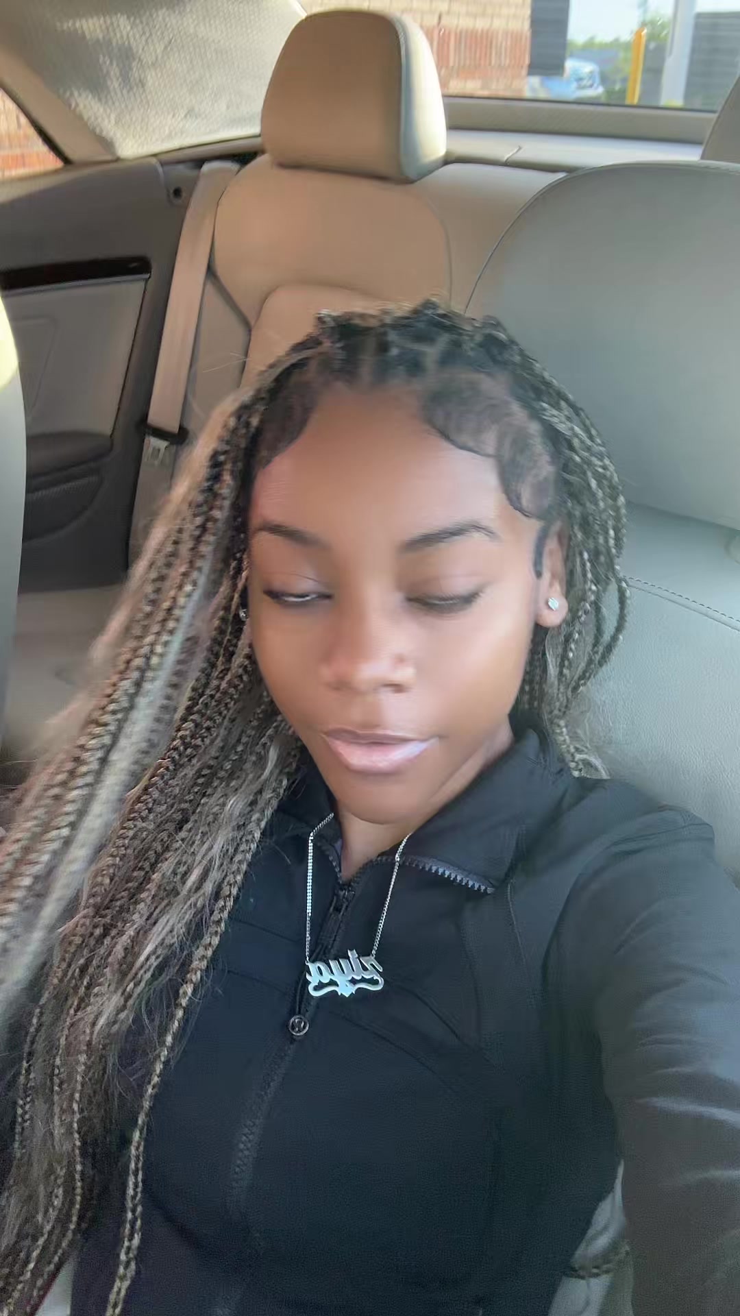 @𝐳𝐦