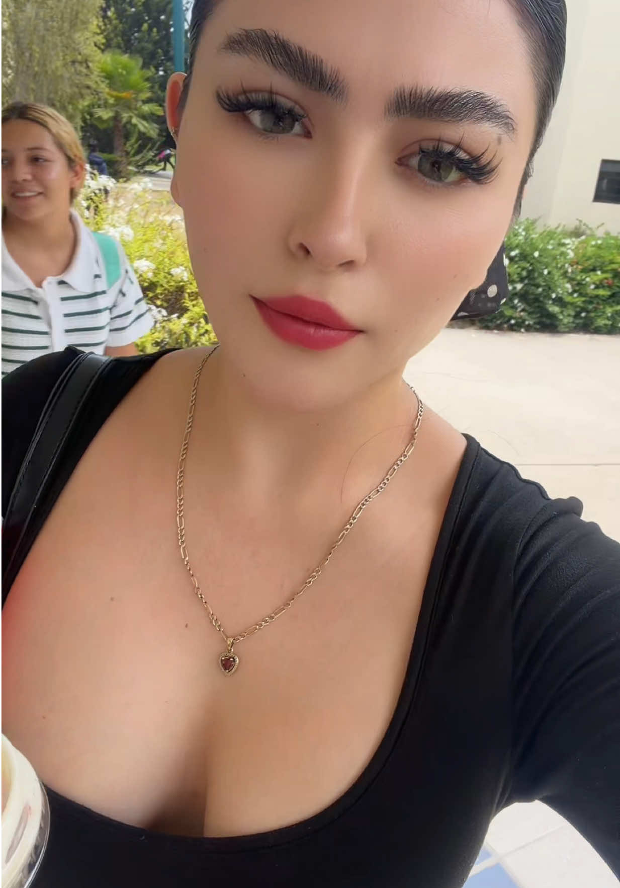 @Priscila ☆ Inzunza
