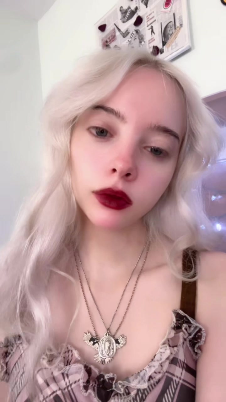 @🌙Madeleine🪻