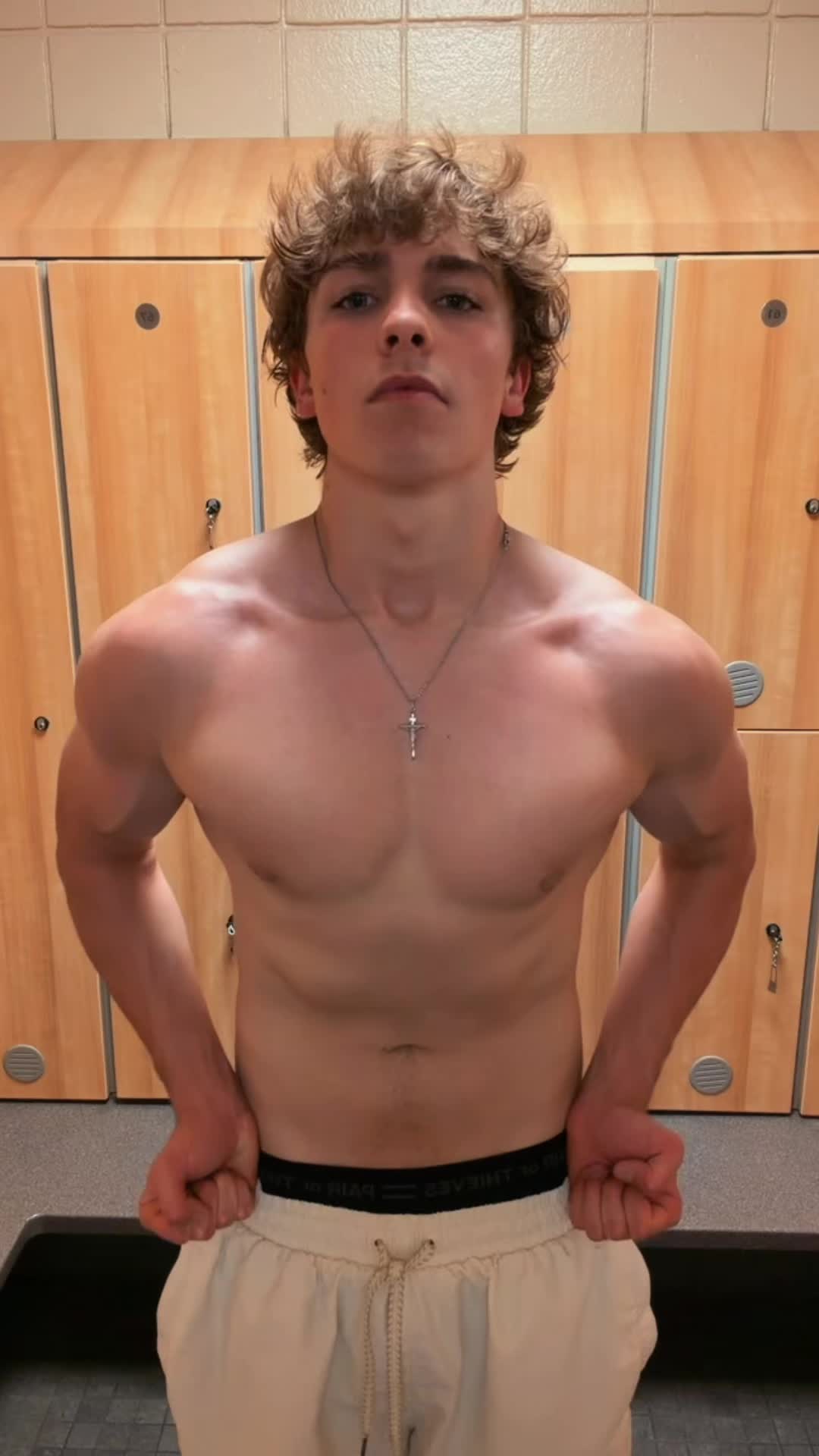@myleslifts