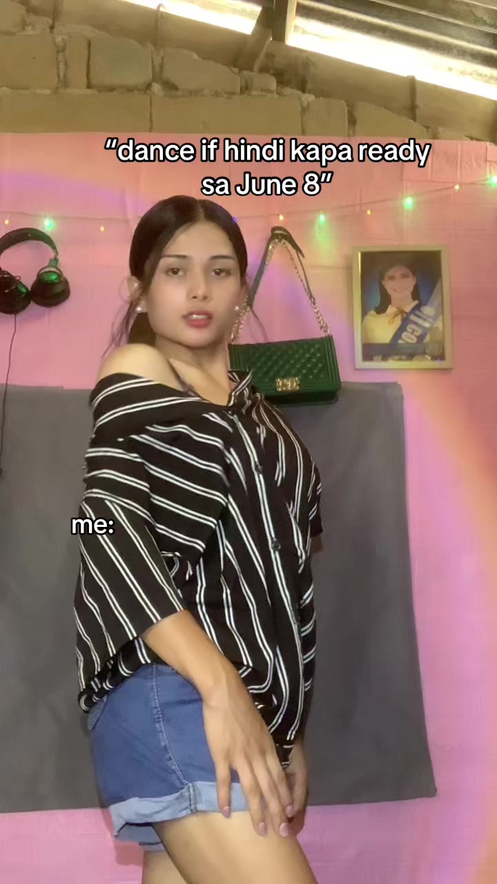 @julia༼◕