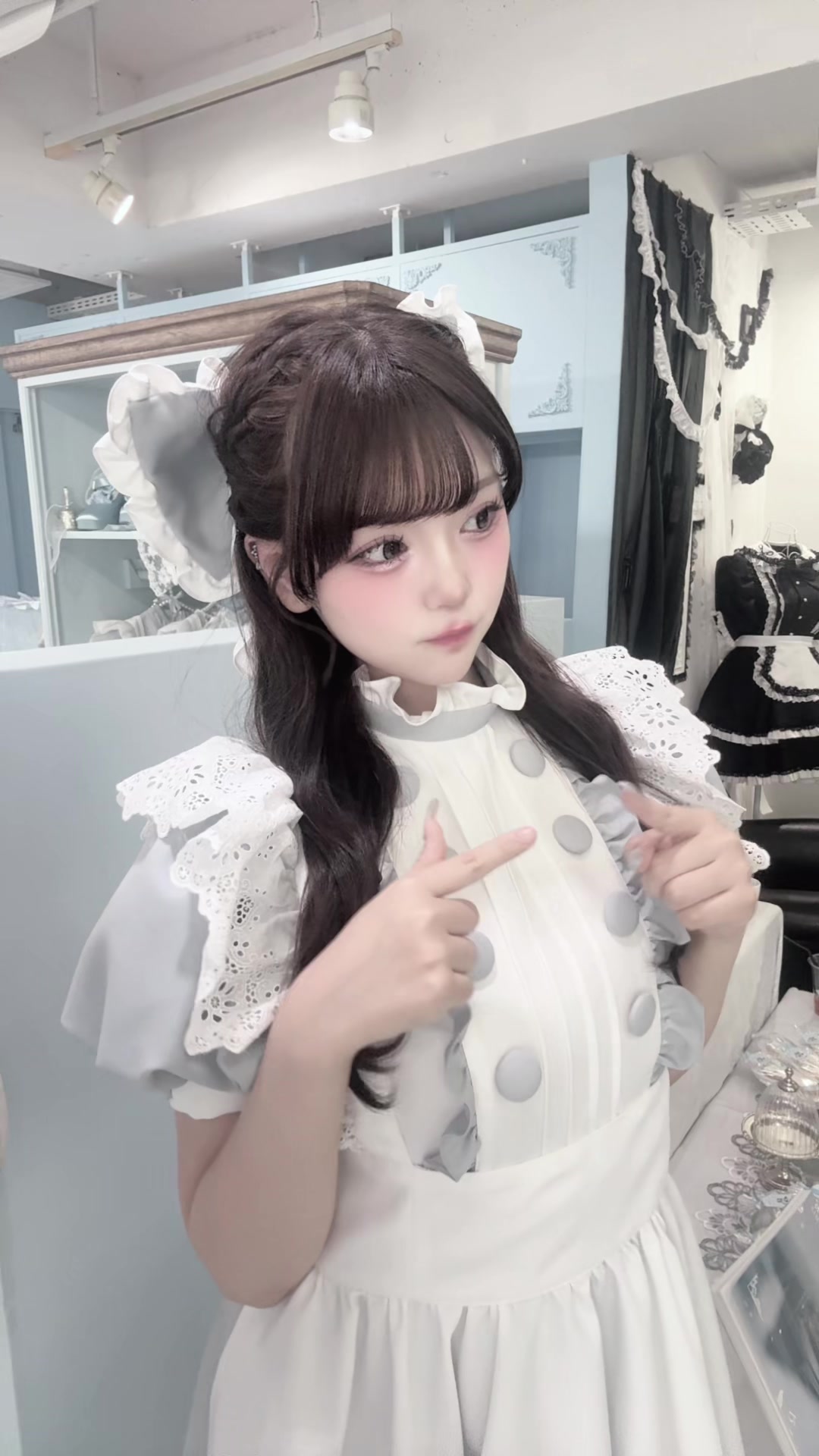 @もにゃ