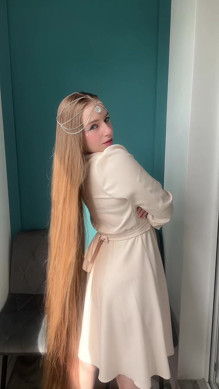 @Олеся 💜 Рапунцель