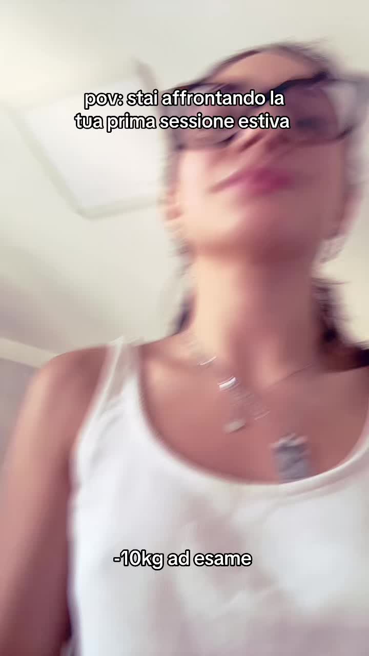 @Adelepzz