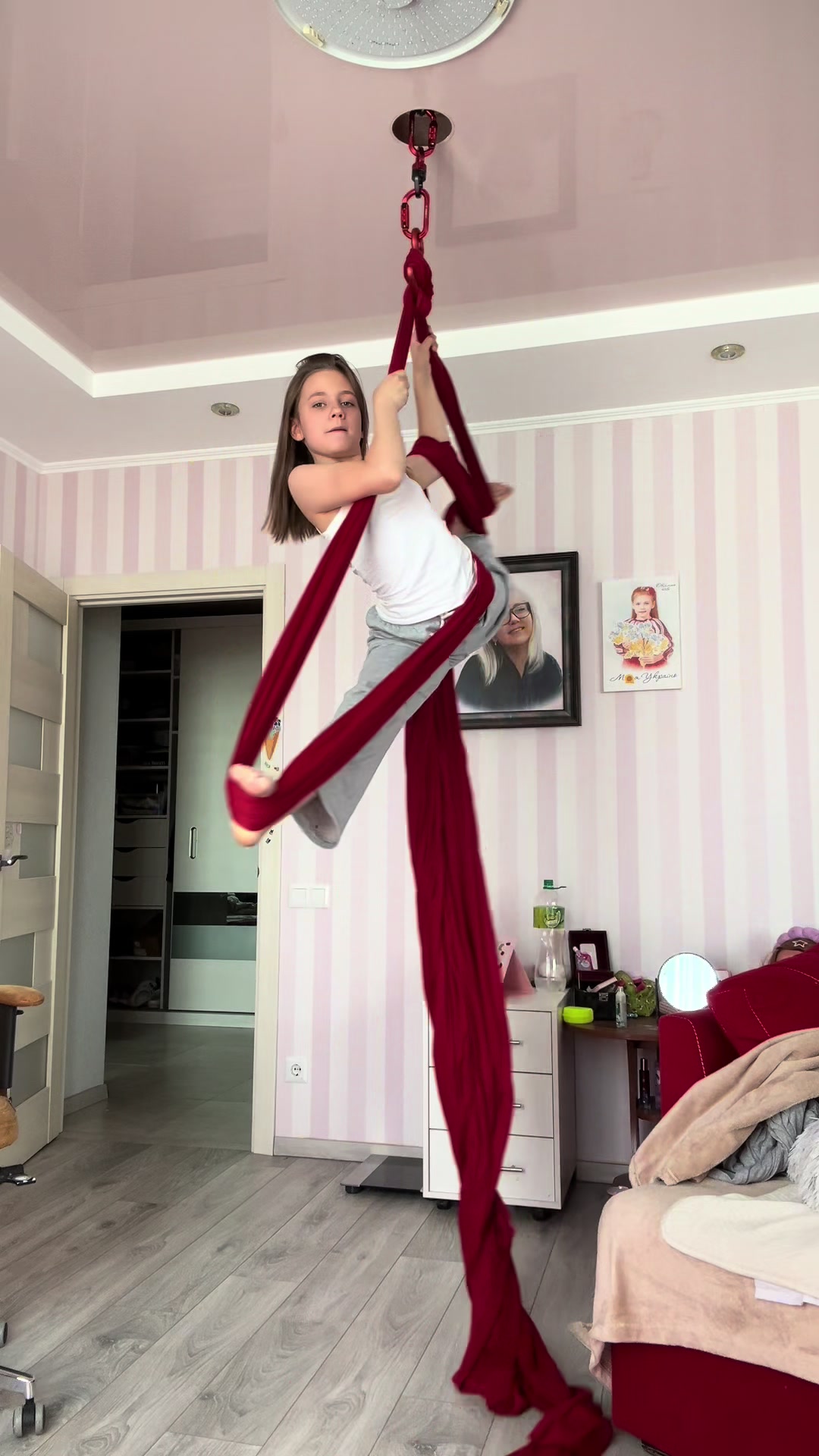 @🧗🏻♀️aerial/anna💫