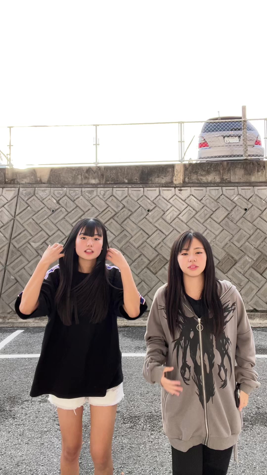 @アヤカ