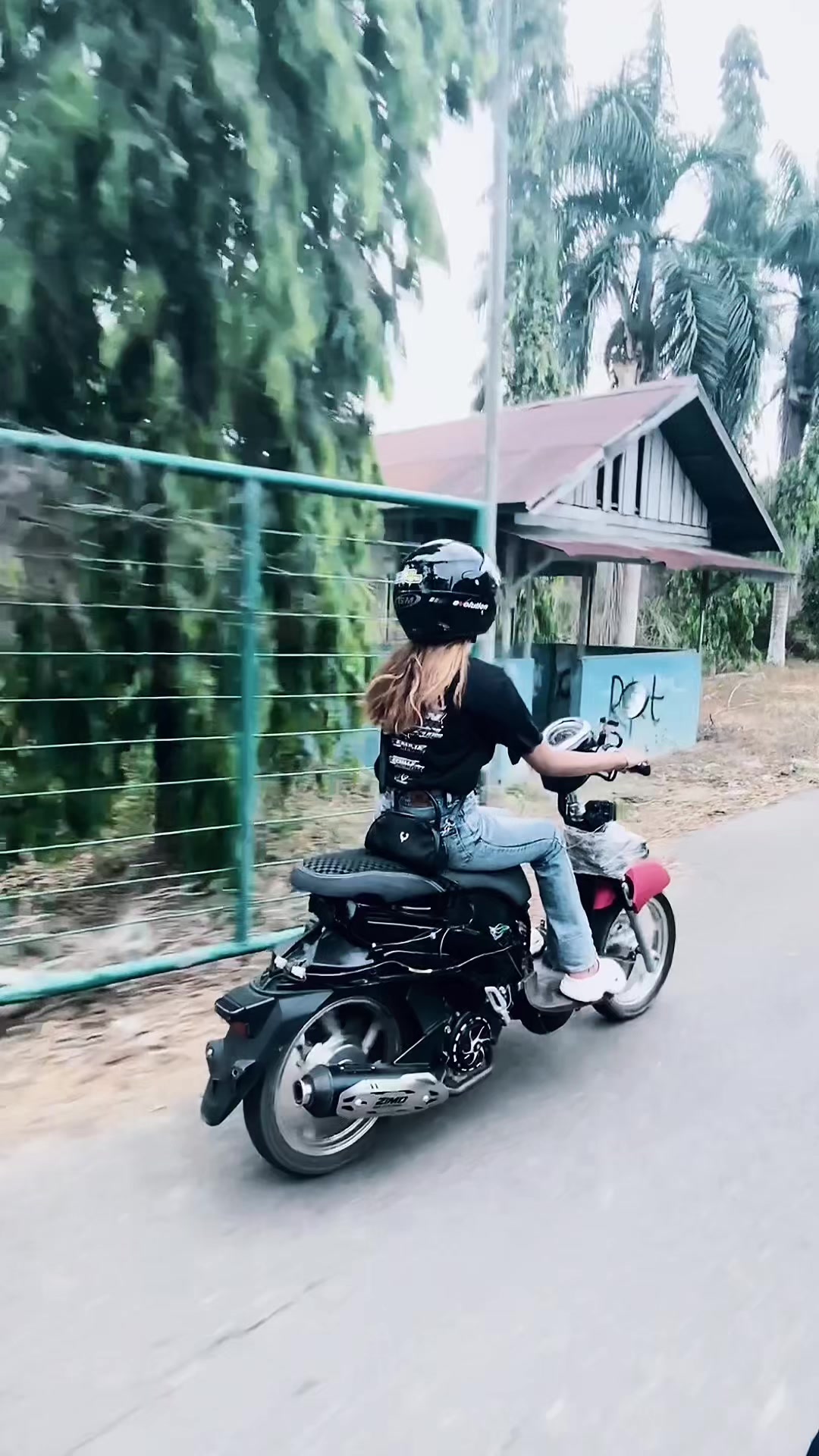 @Hii ini anaa