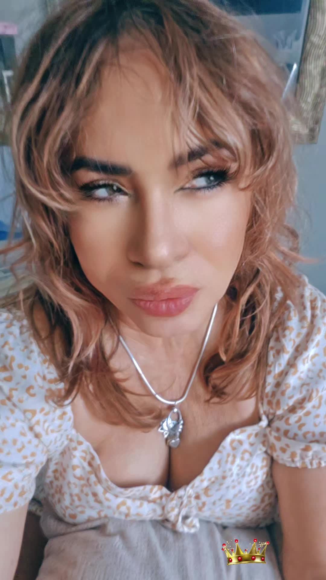 @Queen