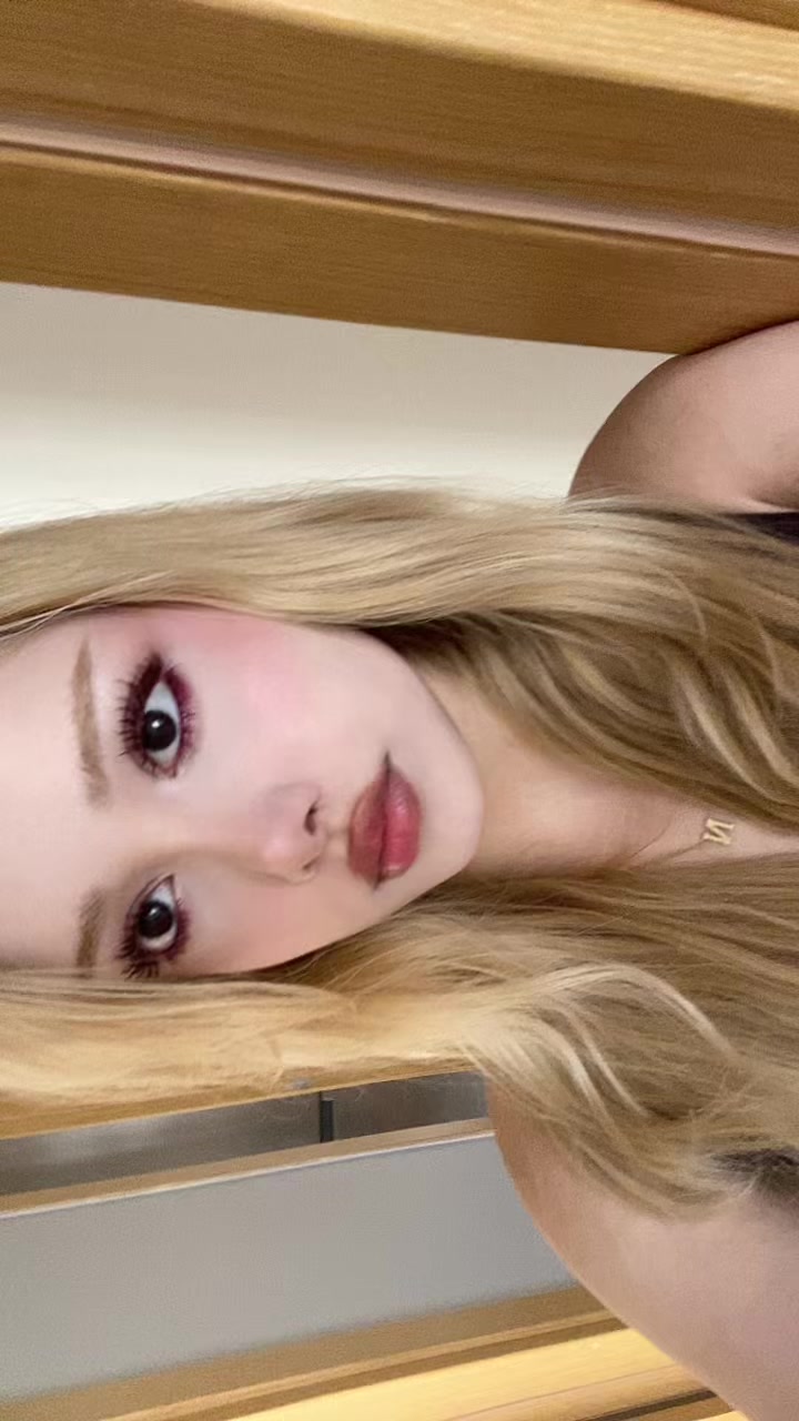 @nnrnnisa