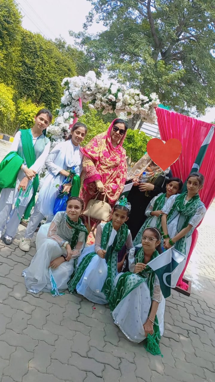 @MAHRANI KI DIARY🫶✨💅