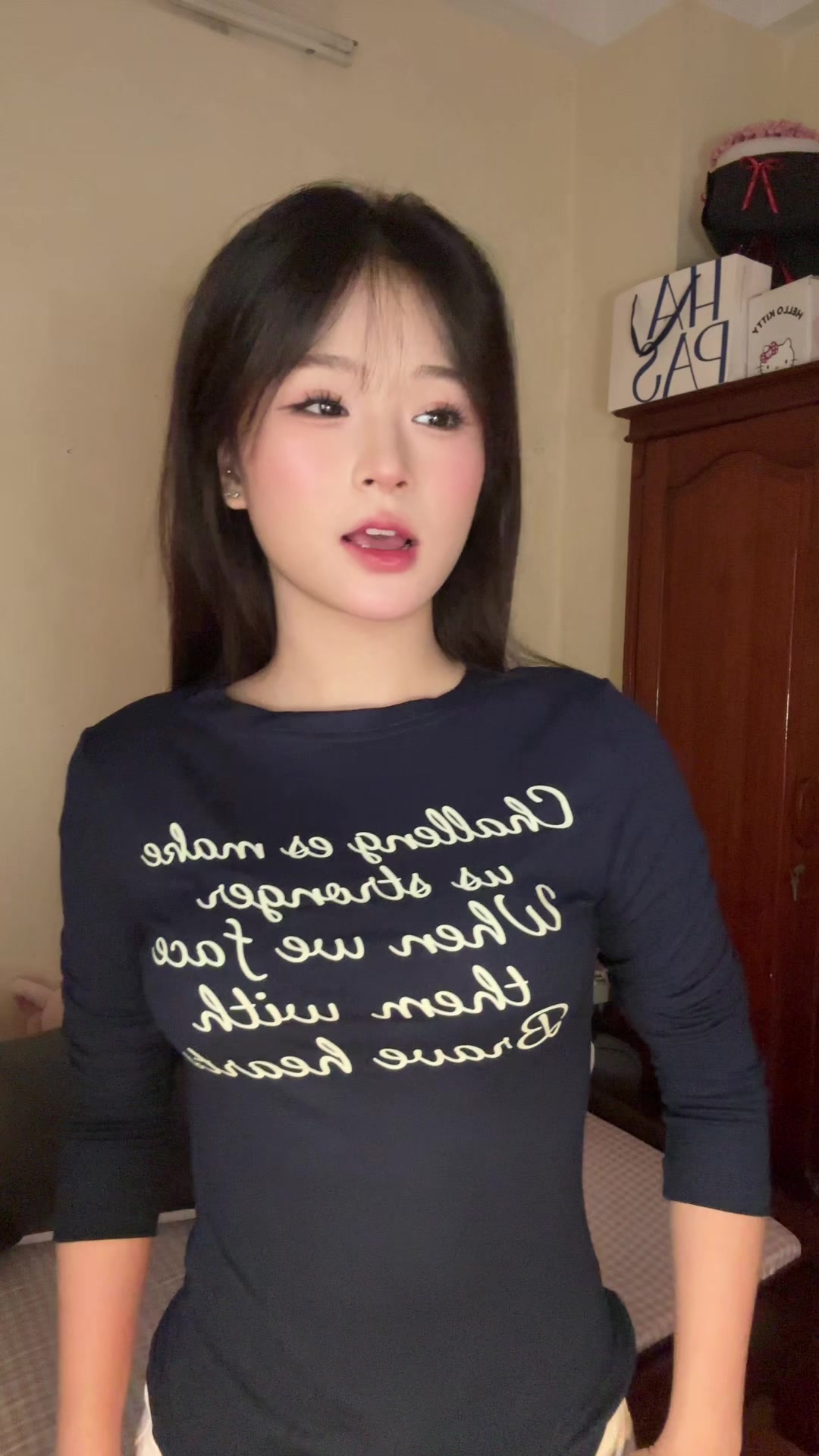 @Uni