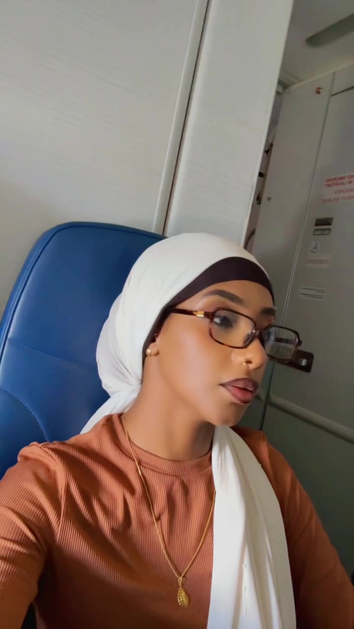 @🐝Hali_bee🐝🤱