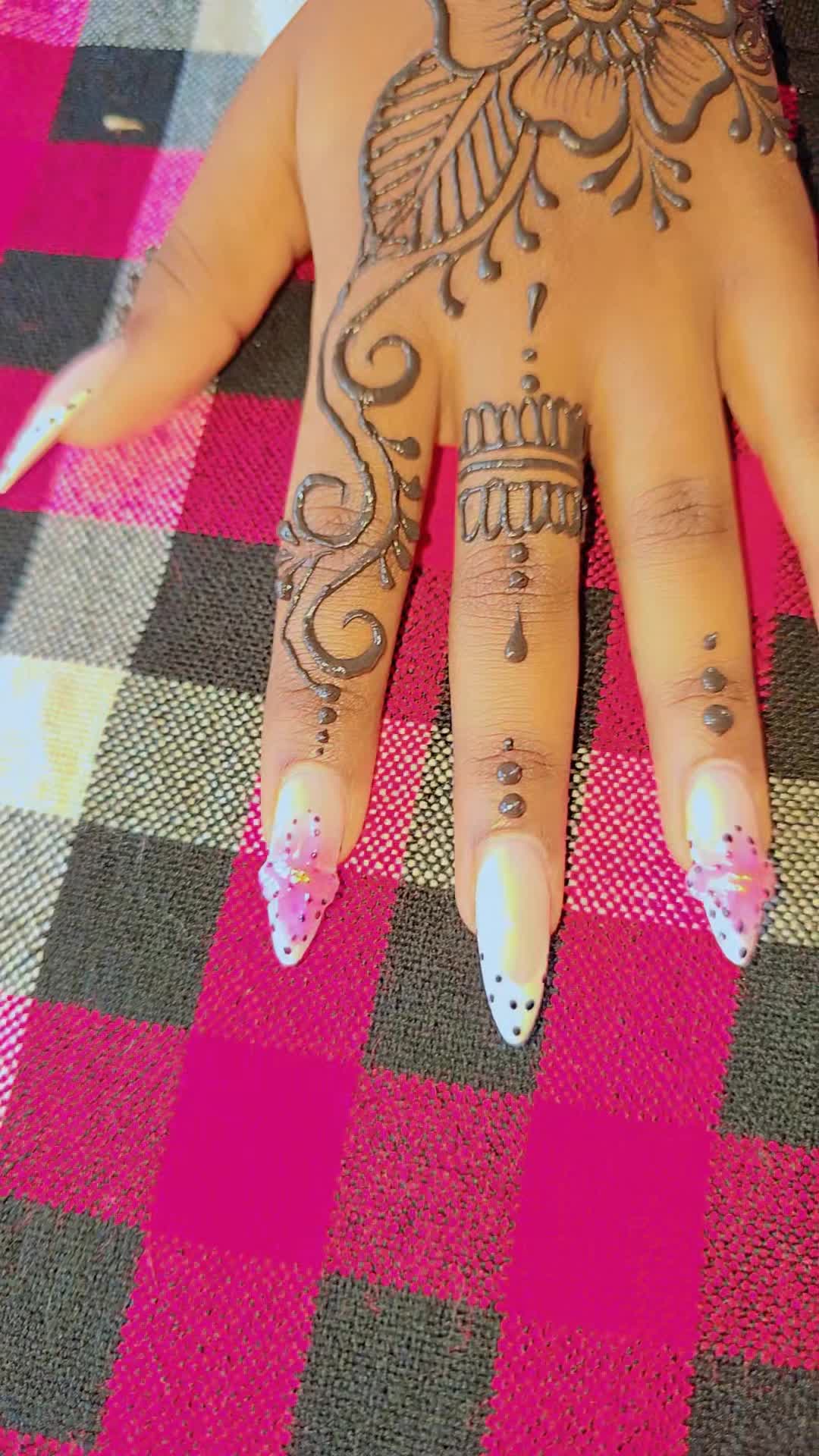 @Michaelson henna parlor🇰🇪