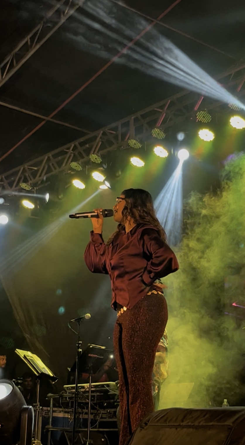 @Hasini&ensp;sudasinghe