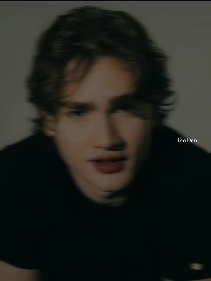 @🖤