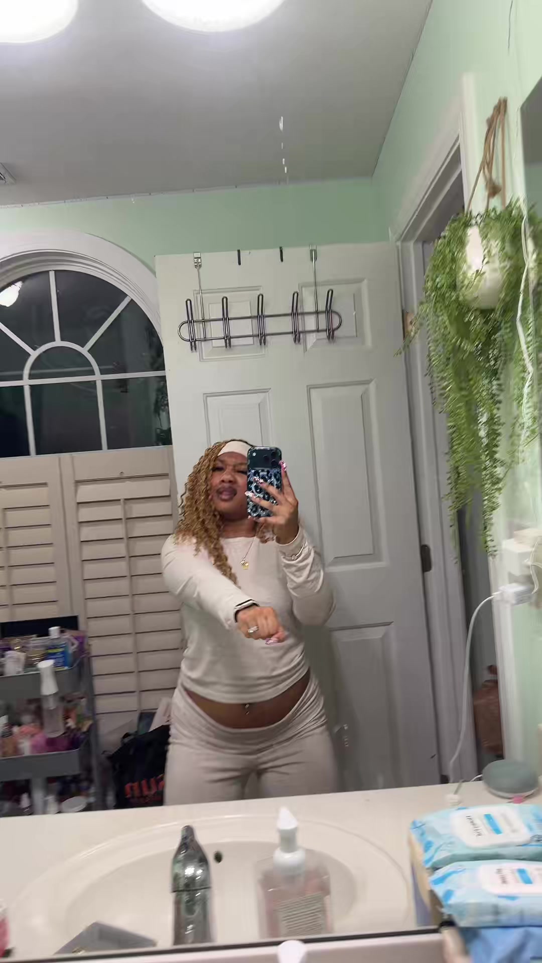 @TheeFamoussJay