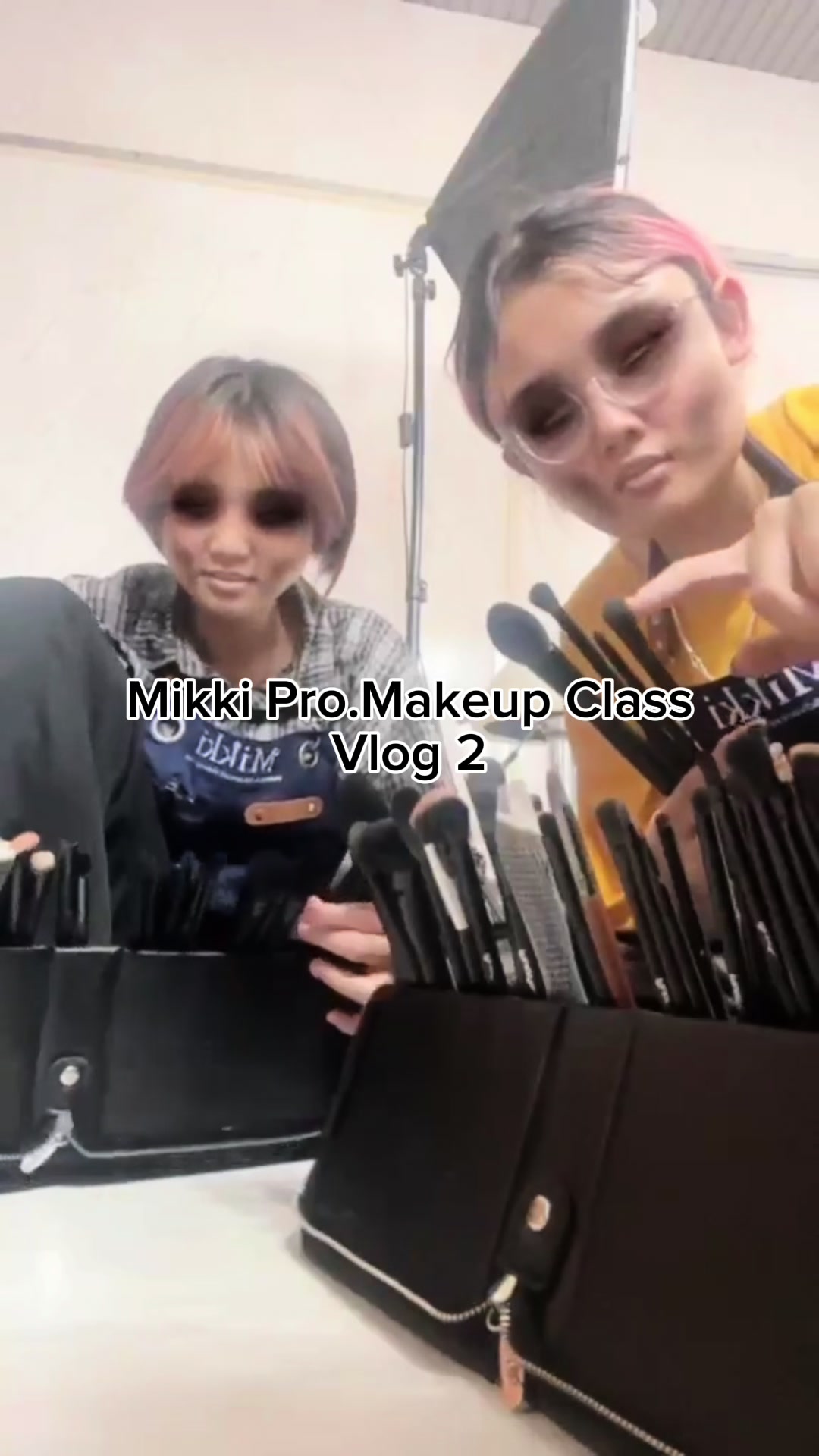 @Mikki&bull;Makeup Artist [VietNam]