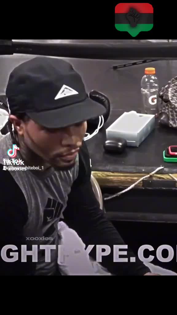 @Whiteboi4BlackPower 👊🏿
